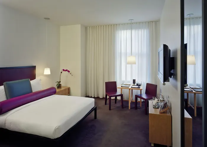 Bryant Park Hotel